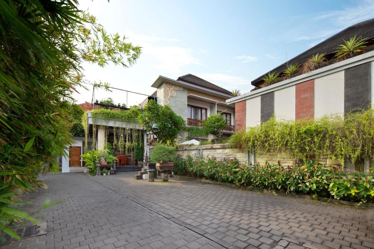 Jineswari Kuta By Kamara Hotel Buitenkant foto